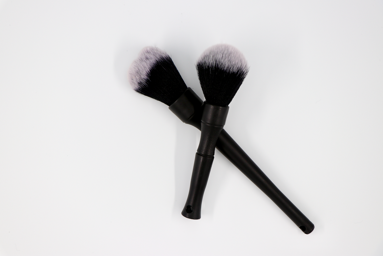 Detailing brush