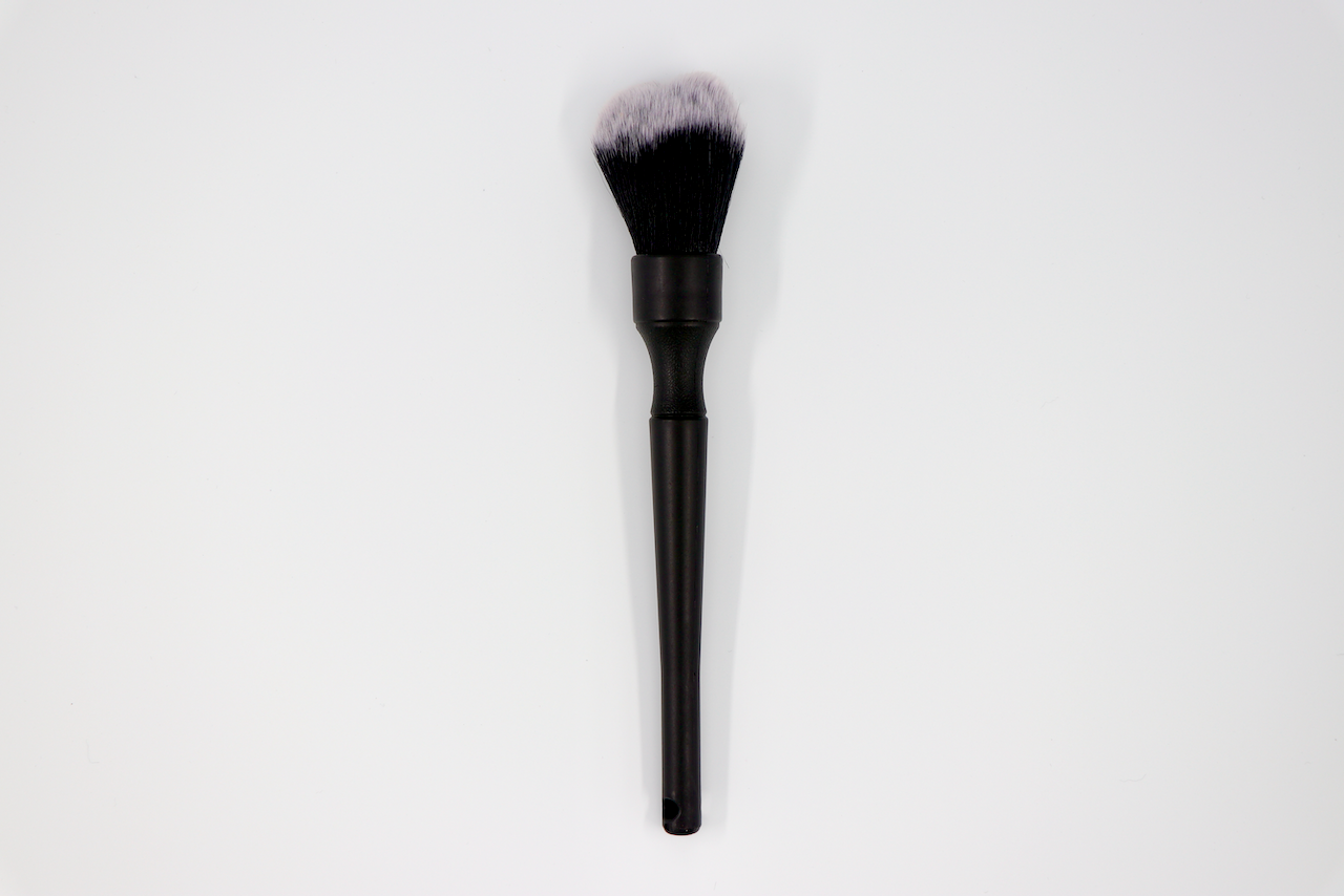 Detailing brush